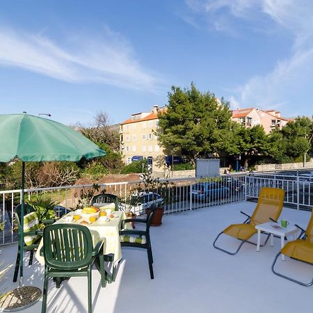 Apartment Red Orange Дубровник Екстериор снимка